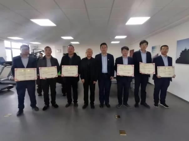 U8国际集团团委举办球类联谊比赛(图2) U8国际集团团委举办球类联谊比赛(图2)