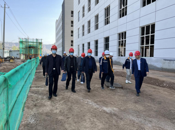 市建设工程服务中心督查U8国际集团在建项目安全生产工作(图2) 市建设工程服务中心督查U8国际集团在建项目安全生产工作(图2)