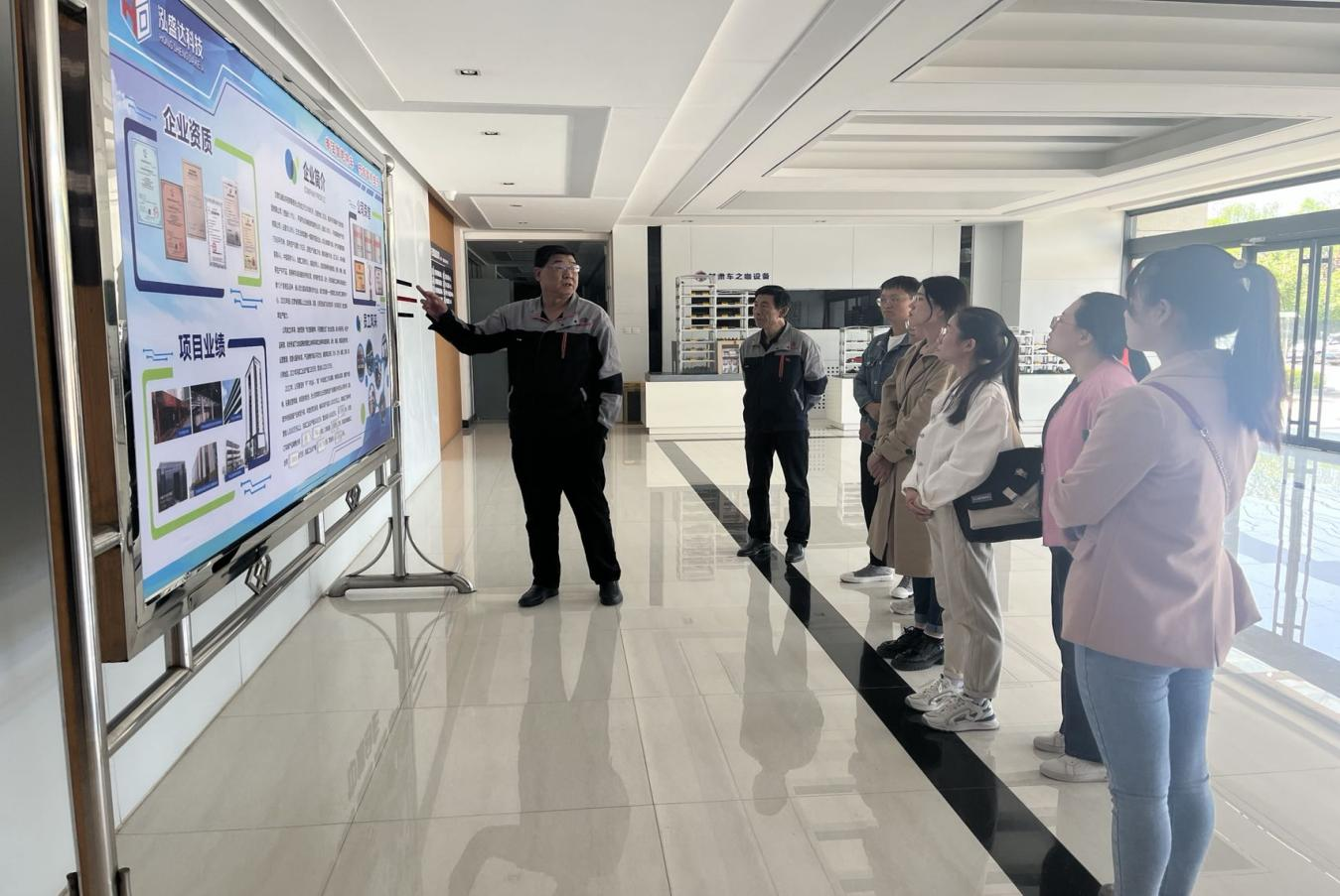 U8国际集团开展新员工入职培训(图3) U8国际集团开展新员工入职培训(图3)
