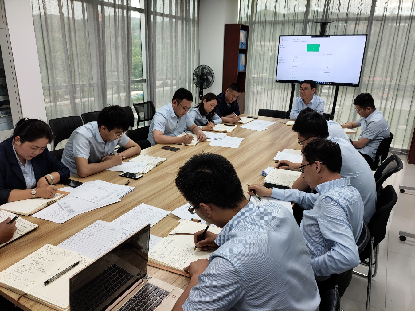 U8国际集团平煤机公司开展作风集中整顿月活动第二期工作总结(图1) U8国际集团平煤机公司开展作风集中整顿月活动第二期工作总结(图1)