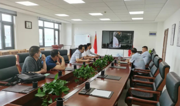 U8国际集团城东污水处理公司开展管网清淤工作(图3) U8国际集团城东污水处理公司开展管网清淤工作(图3)