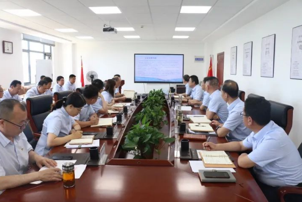 U8国际集团召开党委理论中心组集体学习会议(图2) U8国际集团召开党委理论中心组集体学习会议(图2)